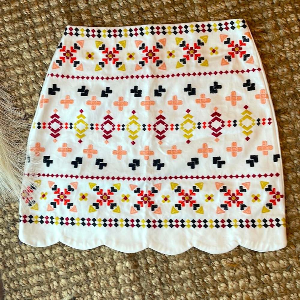 Skirt - scalloped